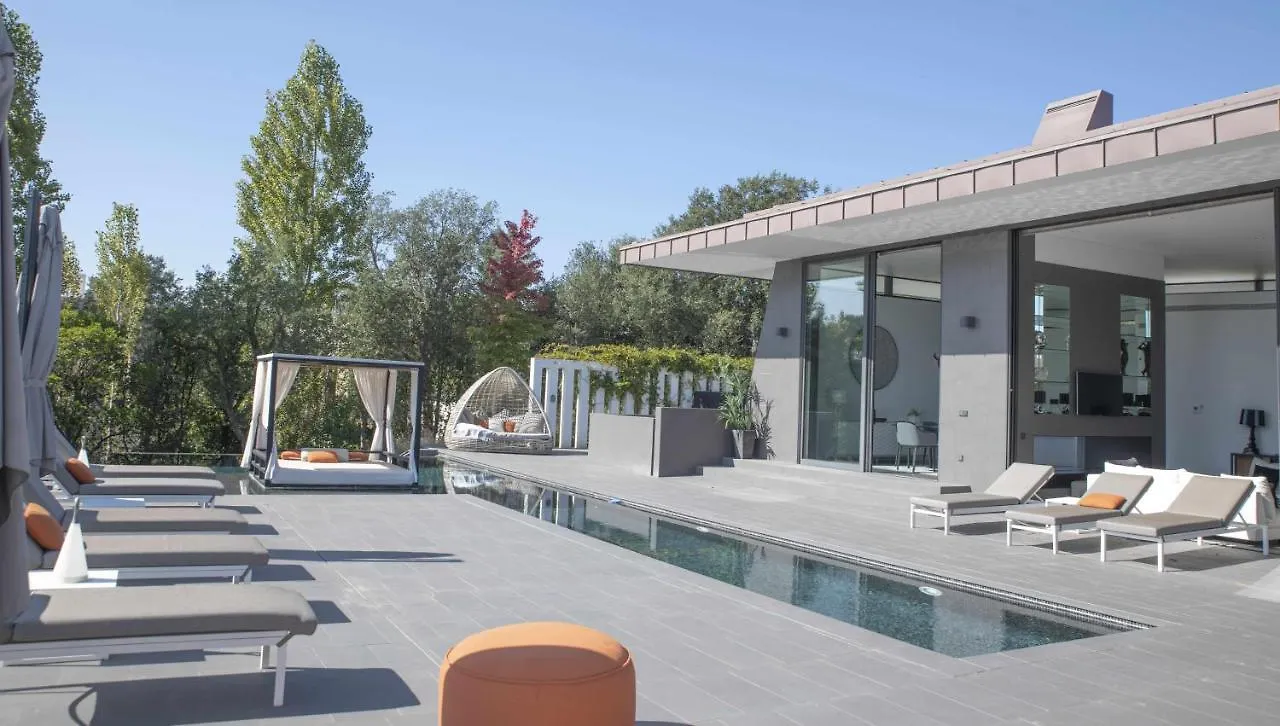 Luxurious Golf Villa La Vinya 5 Caldes de Malavella Spain