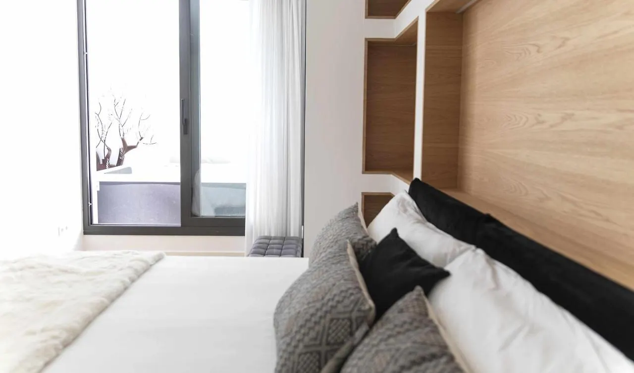 Luxurious Golf Villa La Vinya 5 Caldes de Malavella
