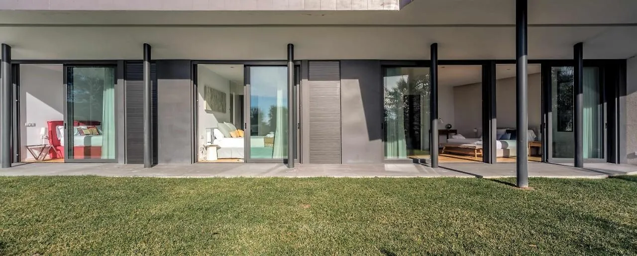 Luxurious Golf Villa La Vinya 5 Caldes de Malavella